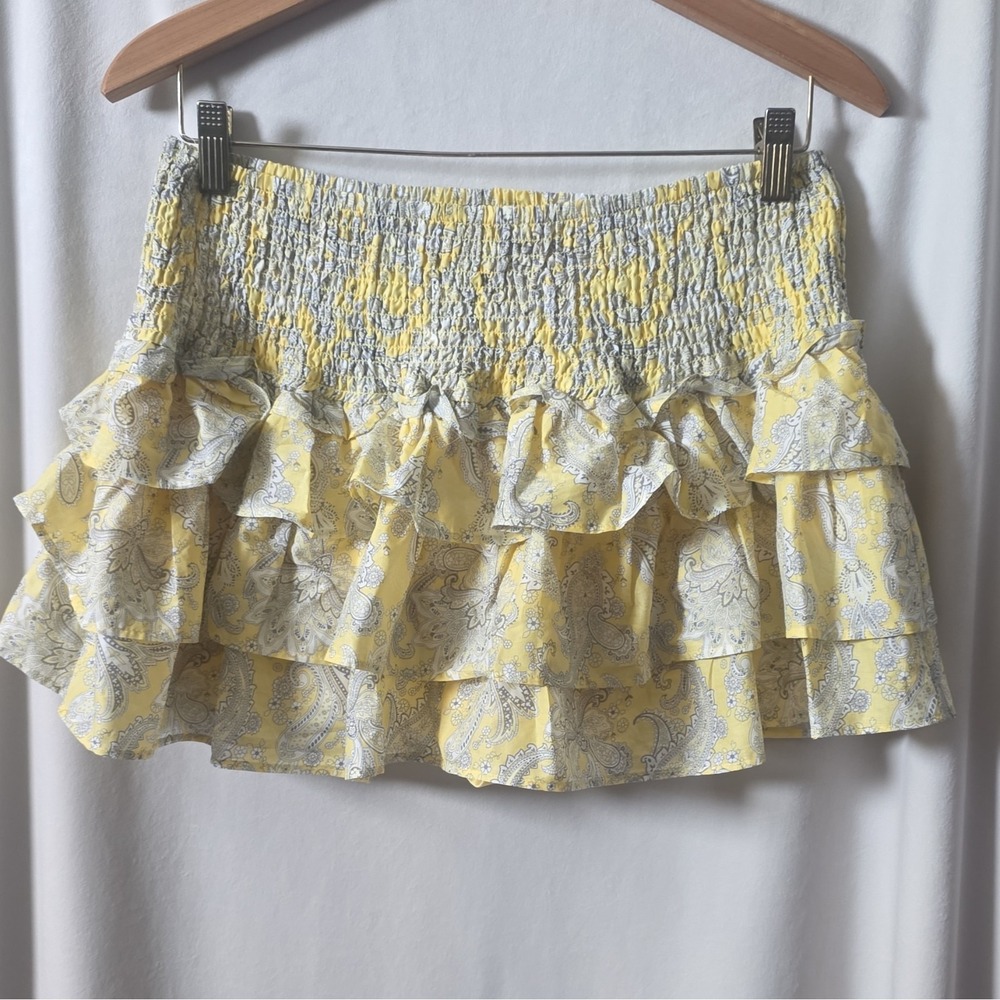 NWT Divided H&M Yellow/Gray Paisley Ruffle Tiered Elastic Waist Mini Skirt Sz M